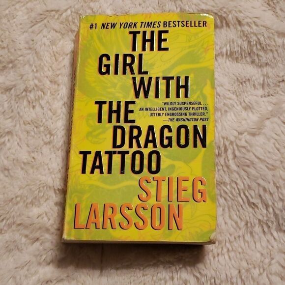 THE Girl with the Dragon Tattoo by Stieg  Larsson - Picture 1 of 2